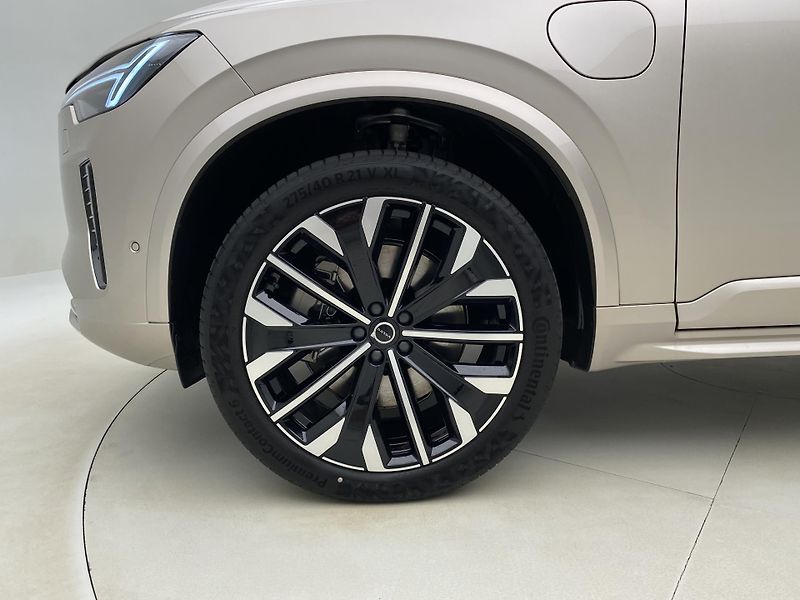 Volvo XC90 (2026) T8 AWD Plug-in DARK PLUS 7m - fotka 17 z 66