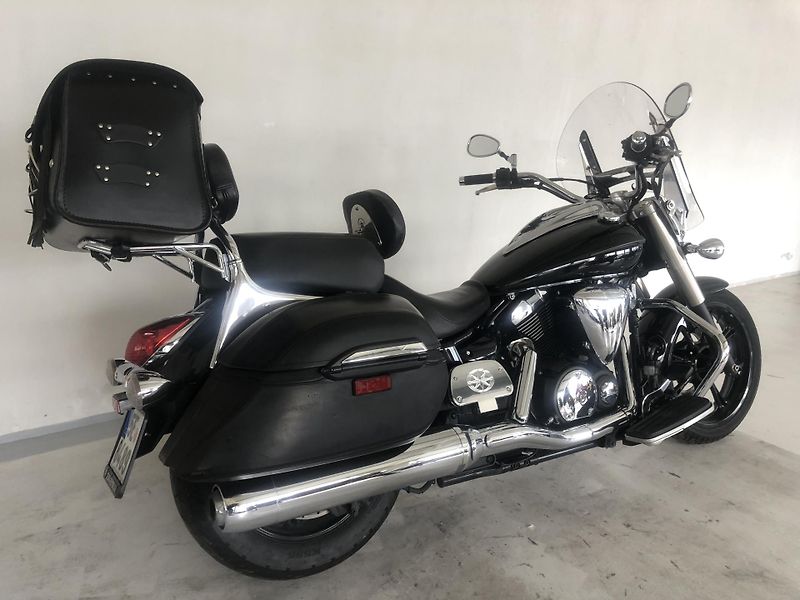 Yamaha XVS 950 A Midnight Star - fotka 3 z 19