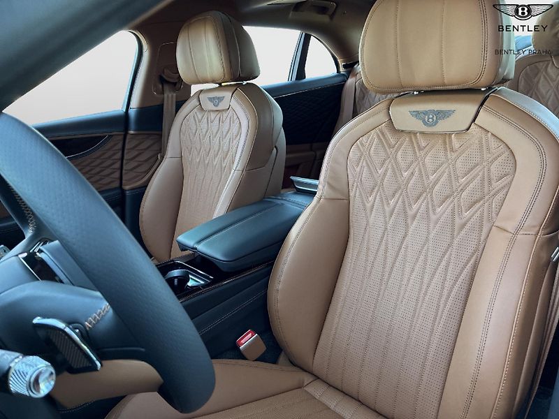 Bentley Flying Spur Azure - fotka 11 z 13