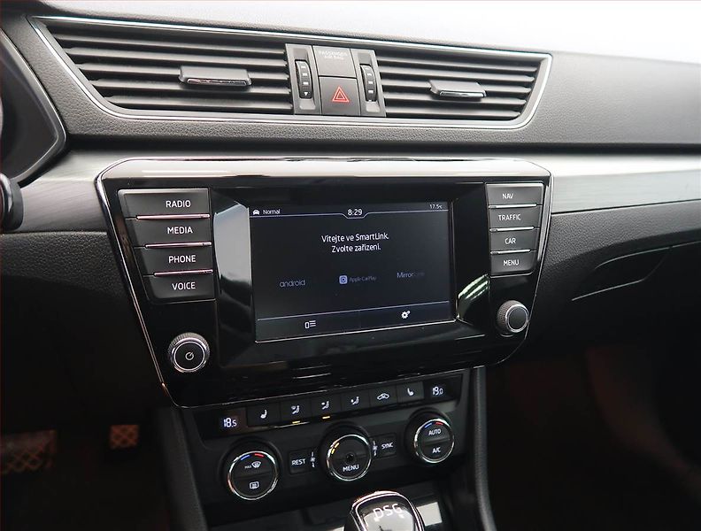 Škoda Superb (2015) Style 2.0 TDI, Automat, Kůže - fotka 16 z 27