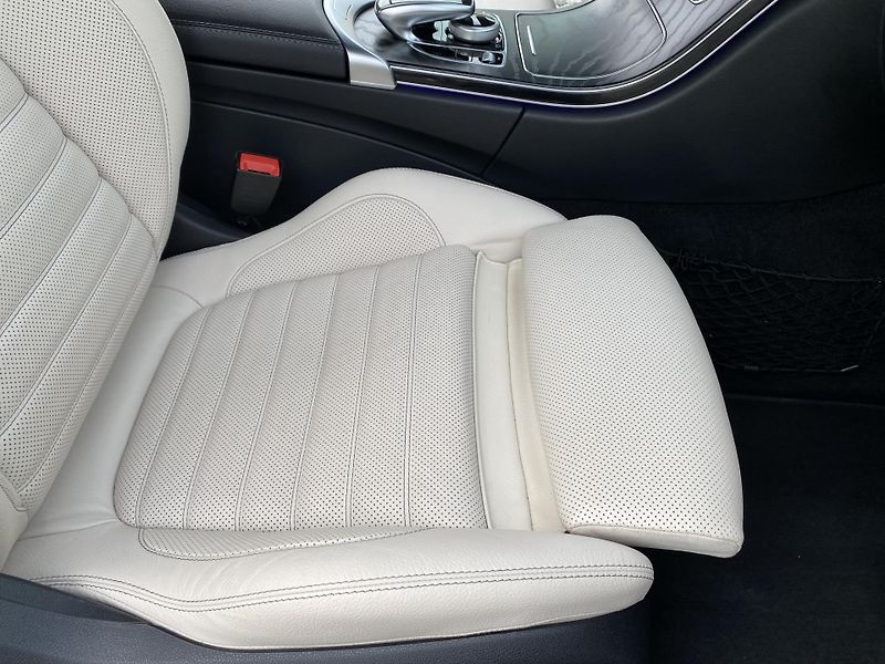 Mercedes-Benz Třídy C C 400 COUPE 4MATIC 51.000KM - fotka 115 z 149