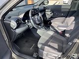 Toyota Yaris Cross 1.5HEV, ČR, Adventure, 4x4 - náhled 11