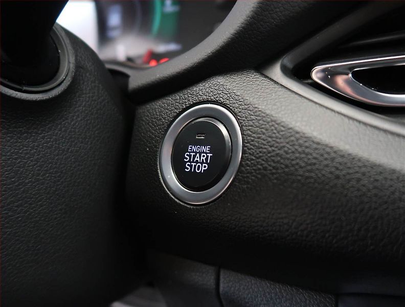 Hyundai i30 (2023) N Line Premium 1.5 T-GDI MHEV - fotka 25 z 27