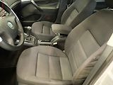 Škoda Octavia (2005) 1.9TDi, AC, výhřev sed. - náhled 10