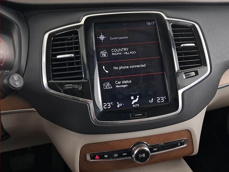 Volvo XC90 (2018) D5 AWD Polestar - fotka 12 z 26