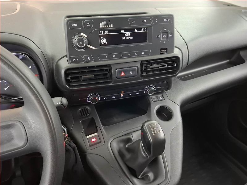 Citroën Berlingo (2020) Maxi 1.5 BlueHDi, 3Místa, ČR - fotka 11 z 15