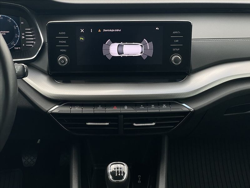 Škoda Octavia 2,0 TDI Combi Ambition Plus - fotka 12 z 23