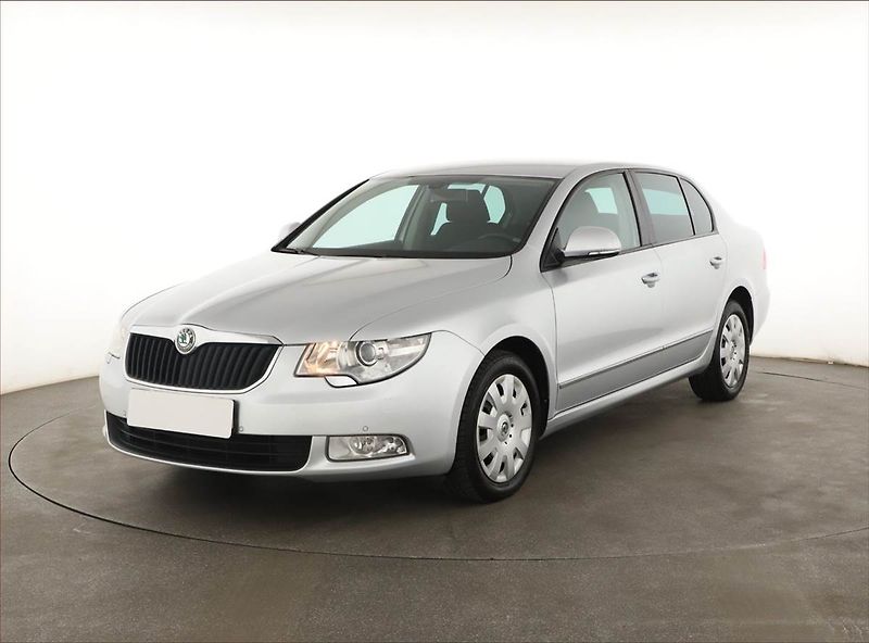 Škoda Superb (2012) 1.8 TSI, Automat, Serv.kniha - fotka 2 z 14