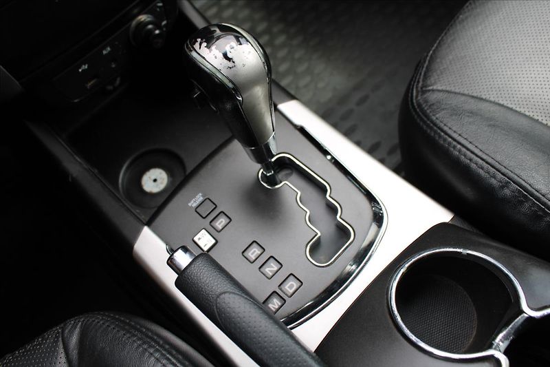 SsangYong Korando 2,0 D20T  AUTOMAT,4x4,TAŽNÉ - fotka 15 z 27