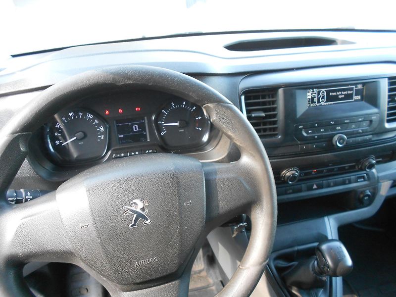 Peugeot Expert FG L1 1,6HDi nová STK 1.maj ČR - fotka 8 z 9