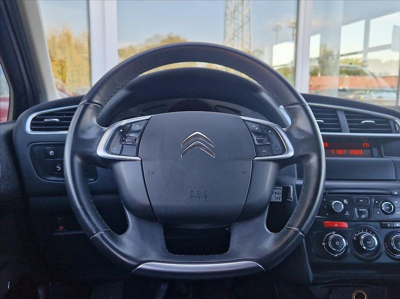 Citroën C4 1,4 i AC SENZORY+SADA ZIM.KOL - fotka 19 z 30