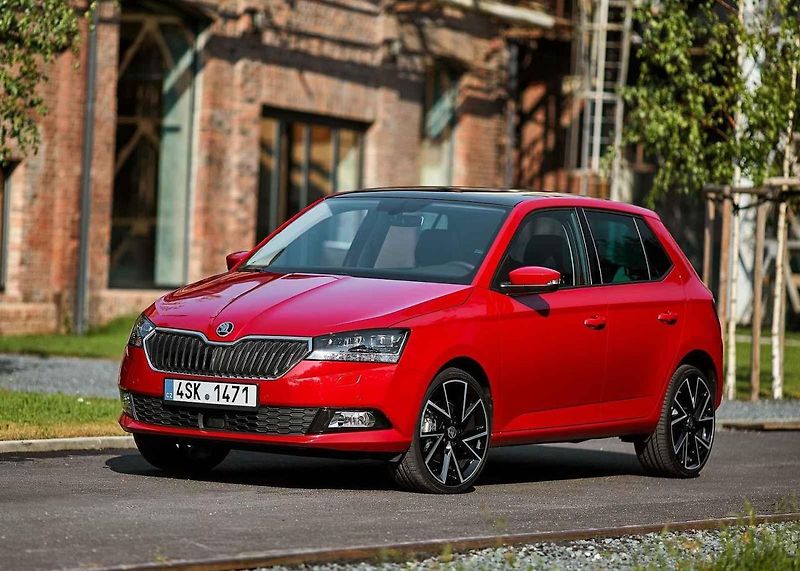 V září se prodalo 35 tisíc vozů Volkswagen Golf. Znovu to tak stačilo na první místo.
