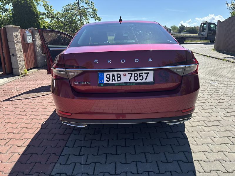 Škoda Superb (2022) - fotka 13 z 27