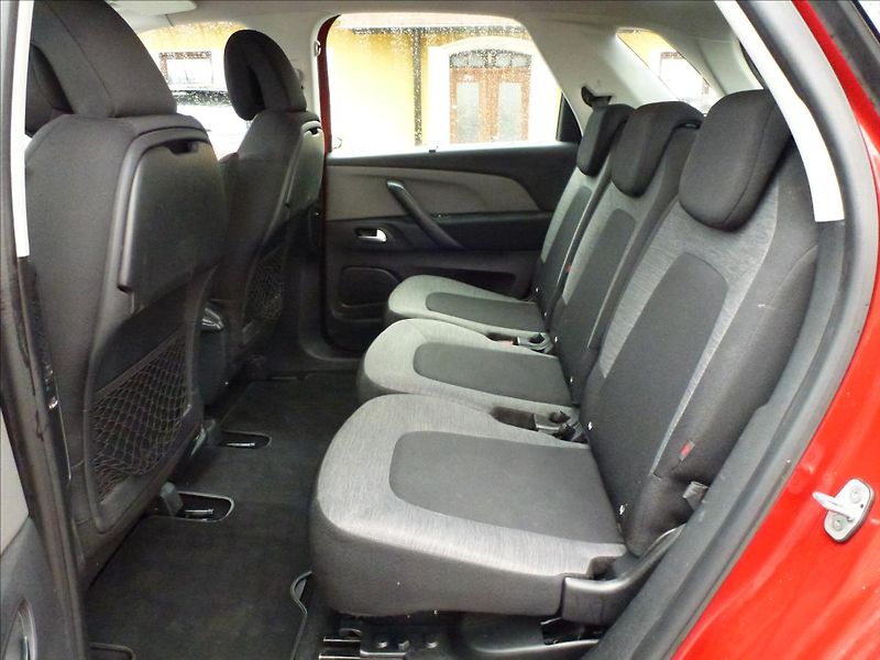 Citroën C4 Picasso 1,2 PureTech 110 MAN  SpaceTou - fotka 20 z 51