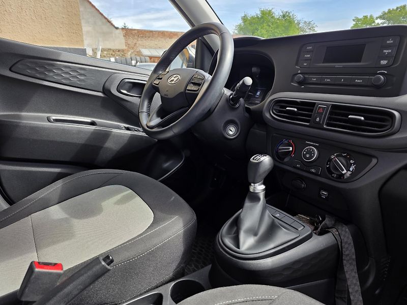 Hyundai i10 1.4-KLIMA-TEMPOMAT-LKAS - fotka 3 z 12
