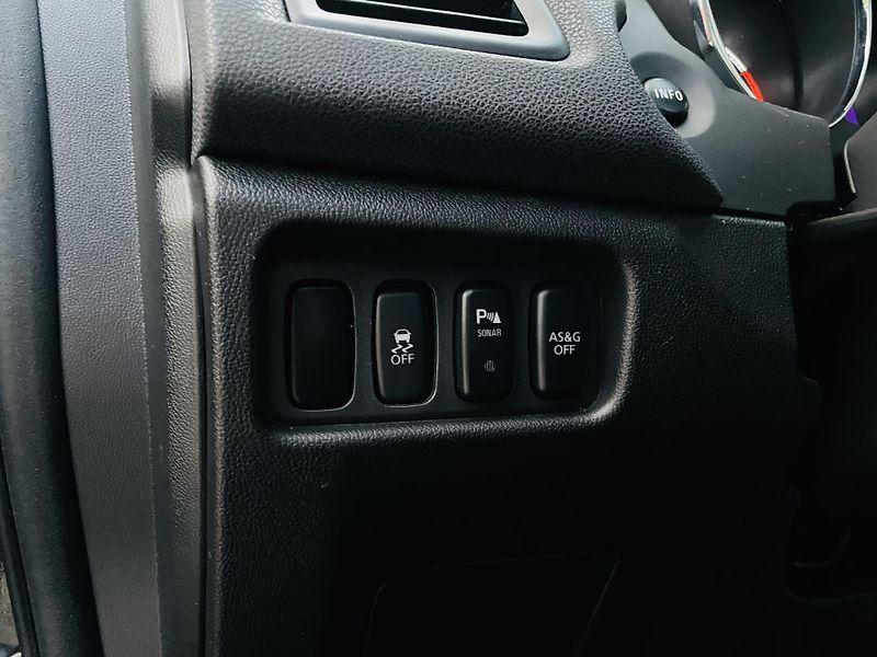 Peugeot 4008 1.8HDI 4x4 VÝHŘEV KAMERA TAŽNÉ - fotka 34 z 47