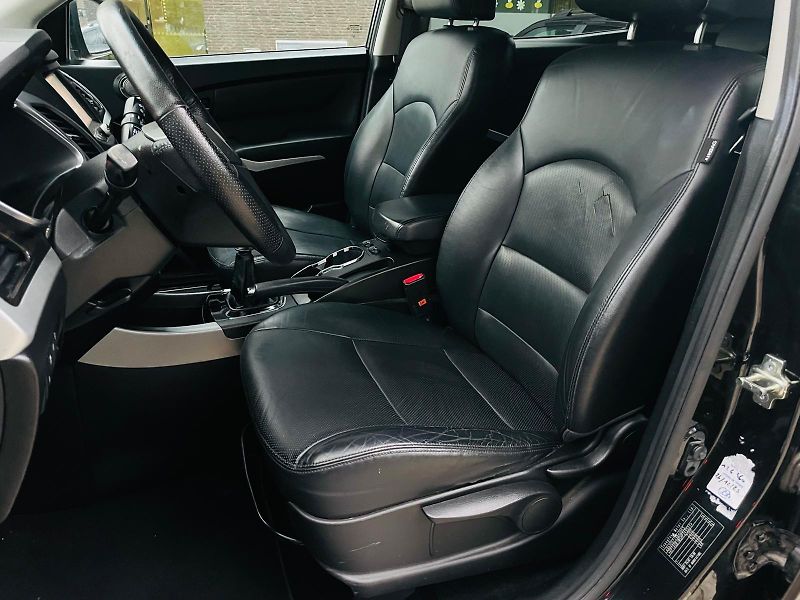 SsangYong Korando 2.2TD 4x4 MANUÁL 1.MAJ TAŽNÉ - fotka 32 z 50