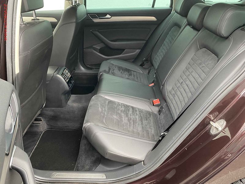 Volkswagen Passat (2016) 2.0 TDi 4x4, Highline, LED - fotka 10 z 17
