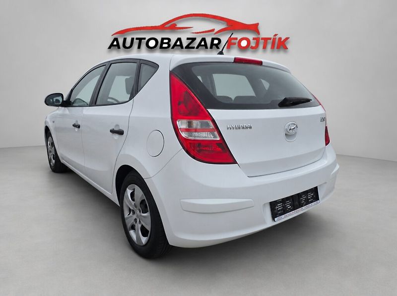 Hyundai i30 (2010) 1.4 CVVT 80KW klima - fotka 5 z 20