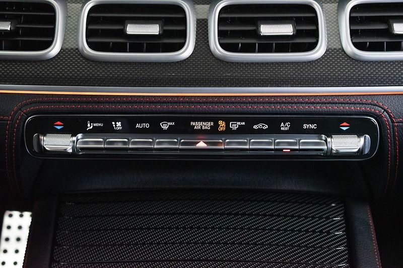 Mercedes-Benz GLE 53 AMG*REZERVACE* - fotka 26 z 45