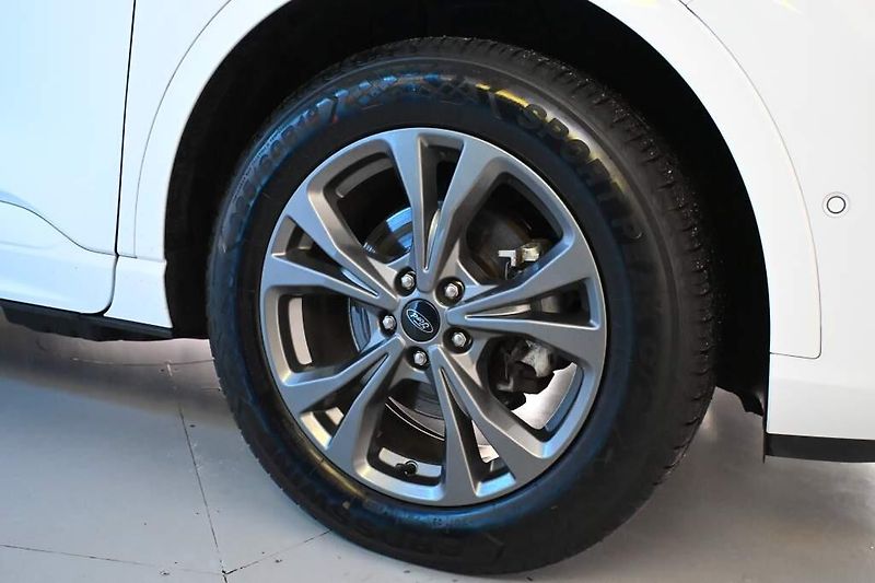 Ford Kuga (2023) 2.5 ST-LINE X LED ACC VIRTUAL - fotka 39 z 41