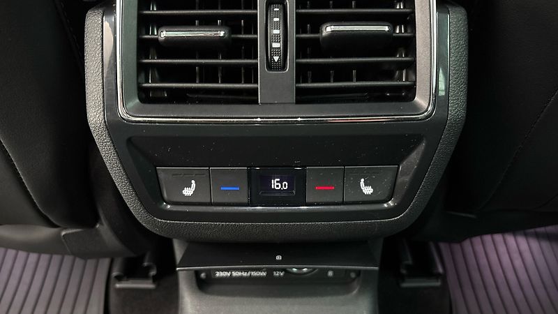 Škoda Kodiaq 2.0 TDI DSG 4x4 Style - fotka 22 z 30