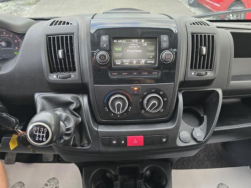 Peugeot Boxer L1H1 2,0HDI 81kW - DPH - fotka 11 z 20