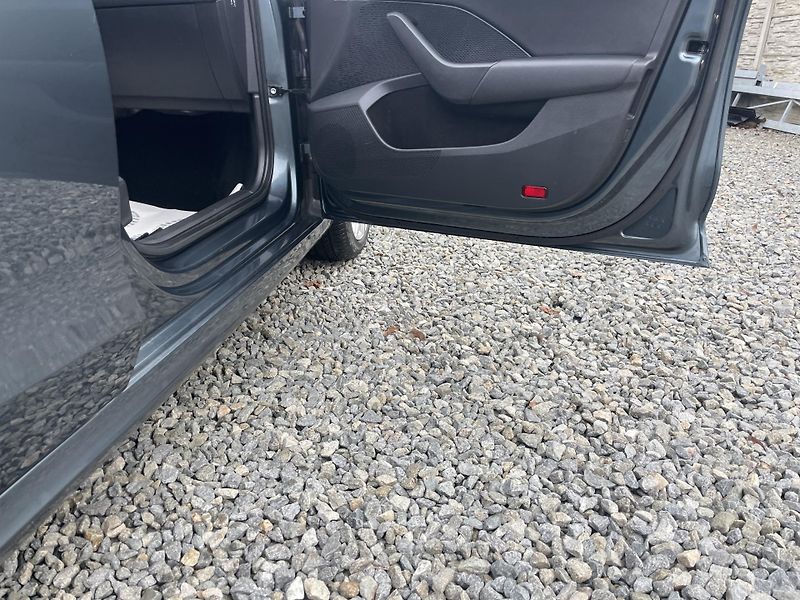 Škoda Octavia 2.0TDi 115PS LED VIRT NAVI DPH - fotka 140 z 189