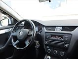 Škoda Octavia (2013) Ambition 1.6 TDI, Tempomat - náhled 7