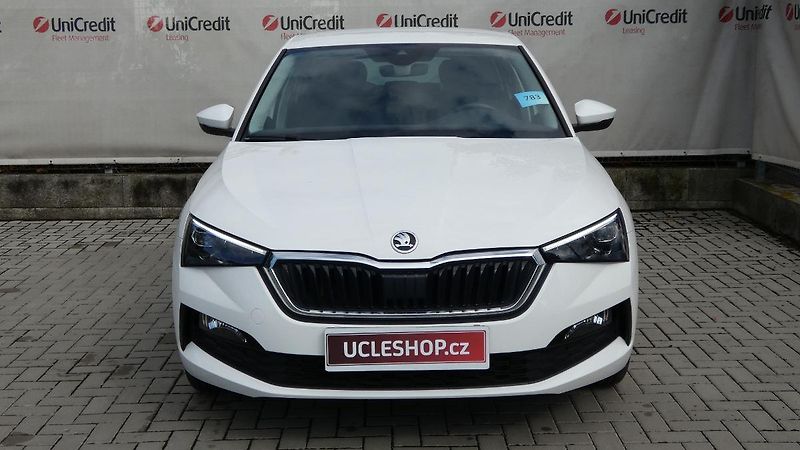 Škoda Scala 1.0 TSI Style - fotka 2 z 23