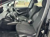Peugeot 2008 (2017) 1.2 PT - náhled 9