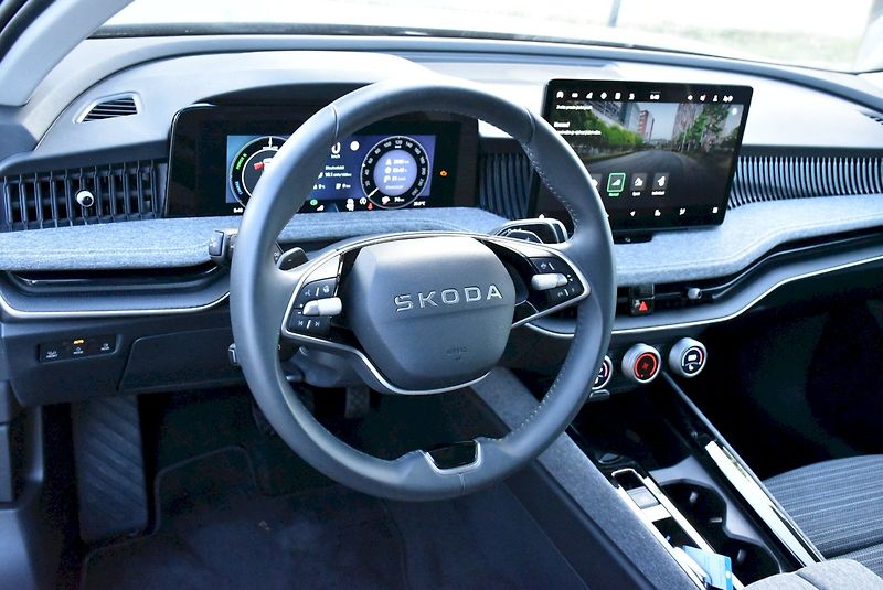 Škoda Superb (2025) COMBI PHEV 1.5 TSI 150kW DSG - fotka 6 z 29