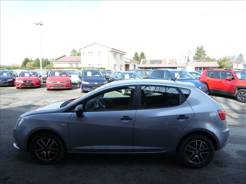 Seat Ibiza 1,0 MPi 55kW serviska - fotka 6 z 41