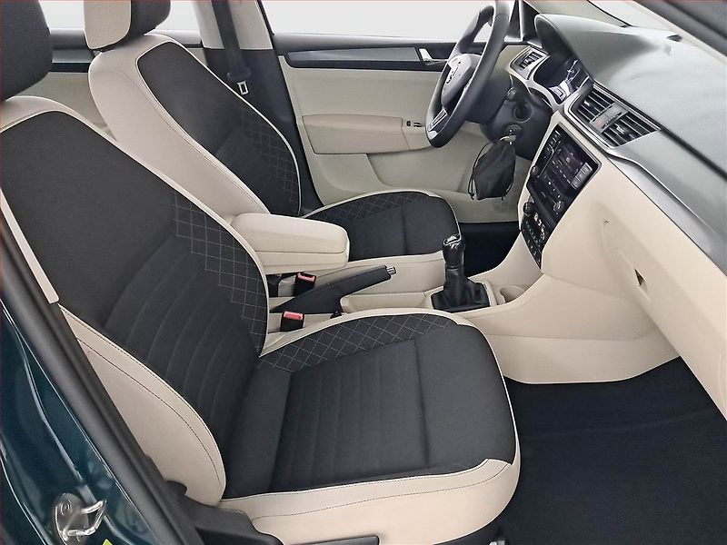 Škoda Rapid (2018) 1.0 TSI, Bi-Xenony, Tempomat - fotka 9 z 19