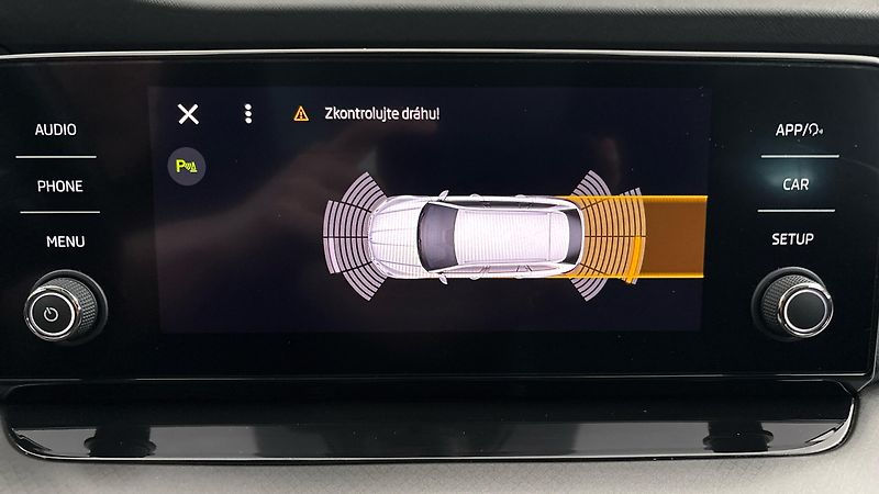 Škoda Octavia 2.0 TDI Ambition Combi - fotka 12 z 24
