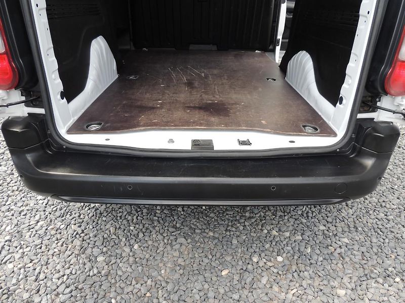 Fiat Dobló cargo (2023) 1.5HDi,L2,ČR,1.majitel - fotka 17 z 28