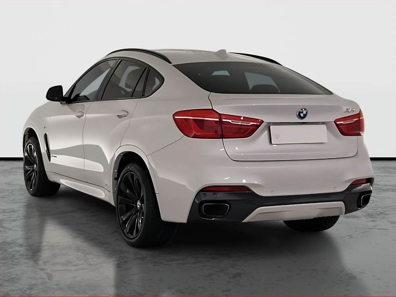 BMW X6 (2016) xDrive30d - fotka 4 z 23