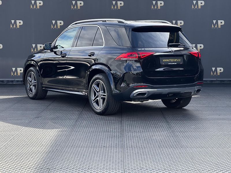 Mercedes-Benz GLE (2020) 300d 4M, AMG Line RZV - fotka 7 z 49