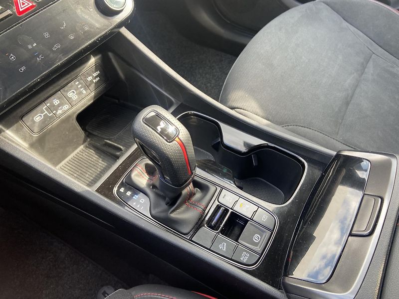 Hyundai Tucson 1.6 T-GDI 118kW DCT N-Line - fotka 20 z 20