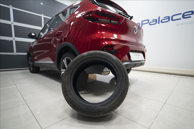 MG ZS 1,5 ESSENTIAL PLUS ZÁRUKA 2031 - fotka 41 z 41