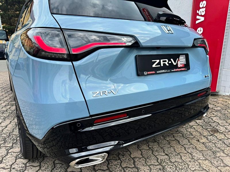 Honda ZR-V (2026) 2.0e:HEV 135kW Sport SKLADEM - fotka 30 z 34