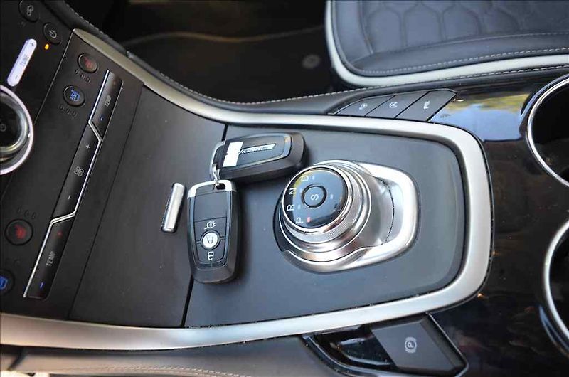 Ford S-MAX (2020) 2,0 D - fotka 19 z 25