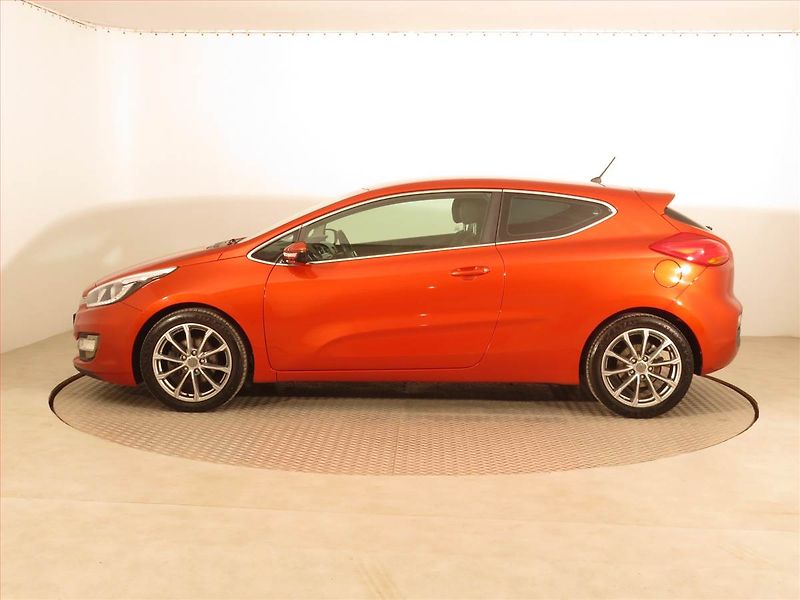 Kia Pro_Ceed (2013) 1.6 GDI, Serv.kniha, Tempomat - fotka 3 z 15