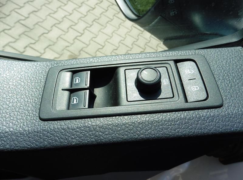 Volkswagen Transporter 2.0TDI 4Motion Long, Zvedací s - fotka 19 z 20