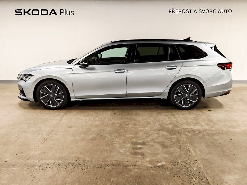 Škoda Superb (2025) Combi 2.0 TSI 195 kW DSG 4x4 S - fotka 3 z 36