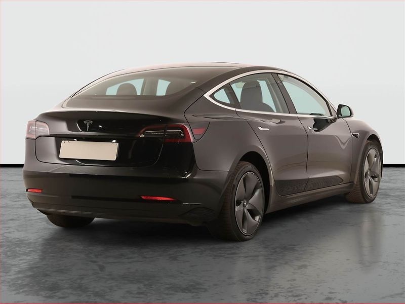 Tesla Model 3 (2019) Std Range Plus 52kWh, SoH 78% - fotka 5 z 32