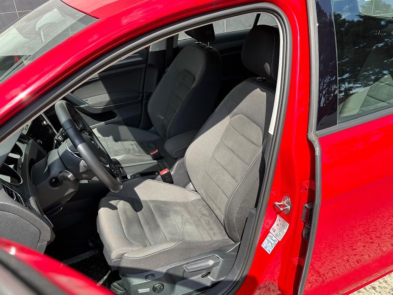 Volkswagen Golf 1.5TSI 110 kW, ČR, 1. MAJ, DPH - fotka 14 z 34