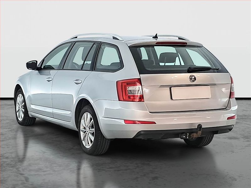 Škoda Octavia (2014) 1.6 TDI, Navi, Tempomat - fotka 4 z 16