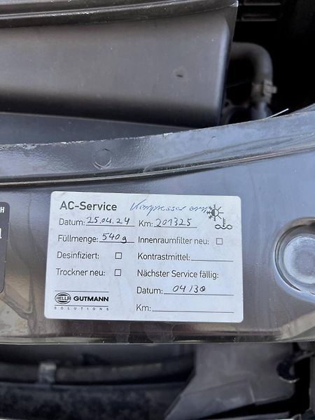 Škoda Octavia (2013) FL COMBI 2.0 TDI DSG 103 KW  - fotka 28 z 36