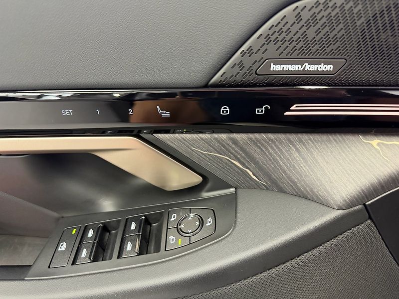 BMW Řada 5 520d xDrive, M-SPORT, HUD, H/K - fotka 29 z 33